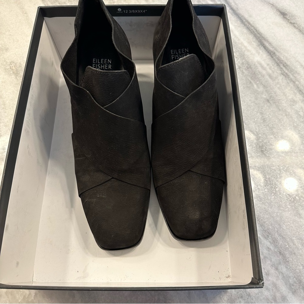 Eileen Fisher Ember tumbled nubuck booties